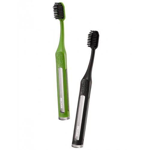 Median Зубная щетка с древесным углем Bamboo Charcoal Toothbrush 1шт