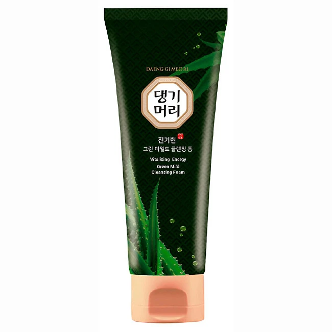 Daeng Gi Meo Ri Пенка для умывания с экстрактом алоэ вера успокаивающая Green Mild Cleansing Foam 120мл